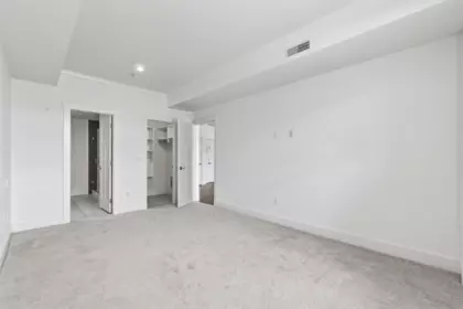 Primary Bathroom Photo of 211 14885 60 Avenue, Surrey, BC
