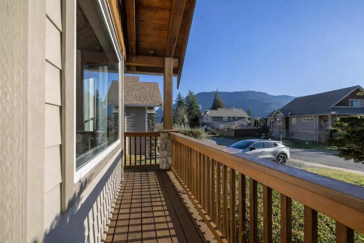 Living Room Photo of 2 14550 Morris Valley Road, Mission, BC