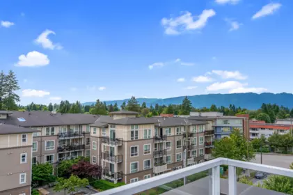 Basement Recreation Room Photo of 504 22265 Dewdney Trunk Road, Maple Ridge, BC