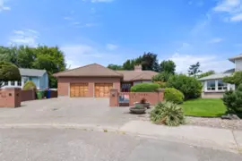 6958 Coach Lamp Drive, Chilliwack, BC
