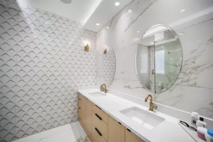 Powder Room Photo of 14718 90a Avenue, Surrey, BC