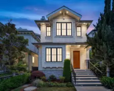 3581 W 32nd Avenue, Vancouver, BC