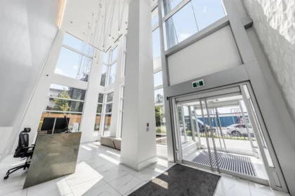 Hallway Photo of 2908 7388 Kingsway, Burnaby, BC
