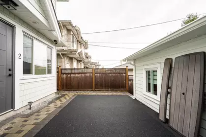Front Yard Photo of 2 4675 Canada Way, Burnaby, BC