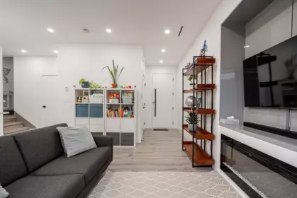 2 4675 Canada Way, Burnaby, BC, Burnaby — Half Duplex for sale