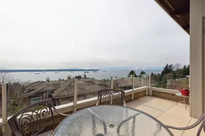 2416 Carr Lane, West Vancouver, BC, West Vancouver — Townhouse for sale
