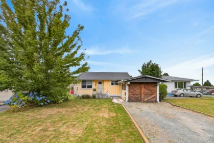 45407 Wellington Avenue, Chilliwack, BC, Chilliwack — Single Family Residence for sale
