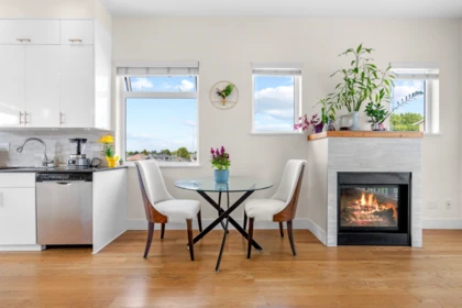 Kitchen Photo of 1 3993 Chatham Street, Richmond, BC