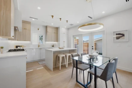 Kitchen Island Photo of 708 Windermere Street, Vancouver, BC