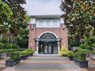 105 9399 Odlin Road, Richmond, BC, Richmond — Apartment/Condo for sale
