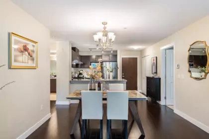 Breakfast Nook Photo of 302 3110 Dayanee Springs Boulevard, Coquitlam, BC