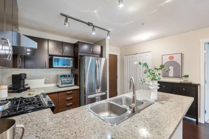 302 3110 Dayanee Springs Boulevard, Coquitlam, BC, Coquitlam — Apartment/Condo for sale