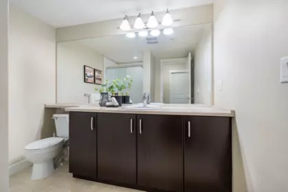 Guest Bathroom Photo of 302 3110 Dayanee Springs Boulevard, Coquitlam, BC