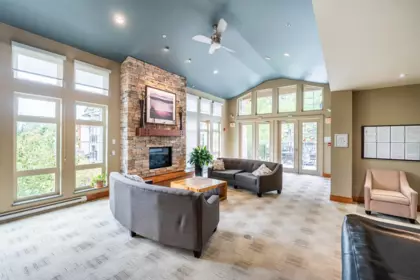 Hallway Photo of 302 3110 Dayanee Springs Boulevard, Coquitlam, BC