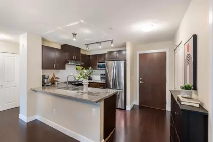 Kitchen Island Photo of 302 3110 Dayanee Springs Boulevard, Coquitlam, BC