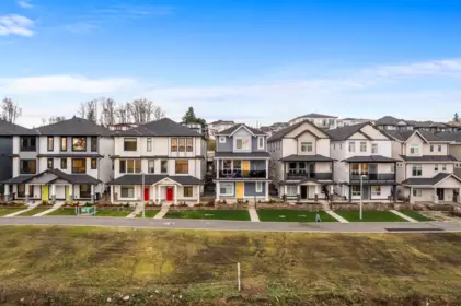 16677 16 Avenue, Surrey, BC, Surrey — Half Duplex for sale