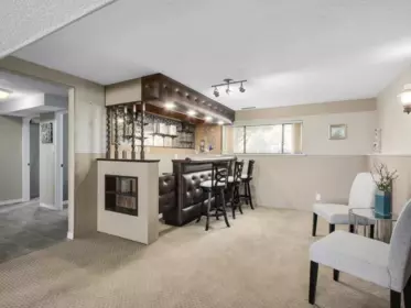 Entry Foyer Photo of 1175 Stevens Street, White Rock, BC
