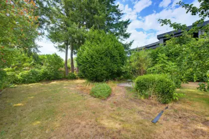 Hot Tub / Spa Photo of 1175 Stevens Street, White Rock, BC
