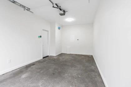 Mudroom Photo of 2 8464 15 Avenue, Burnaby, BC
