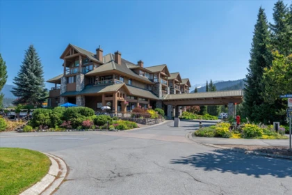 201 8080 Nicklaus North Boulevard, Whistler, BC, Whistler — Apartment/Condo for sale