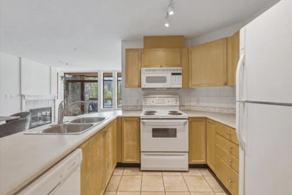 Kitchen Island Photo of 201 8080 Nicklaus North Boulevard, Whistler, BC