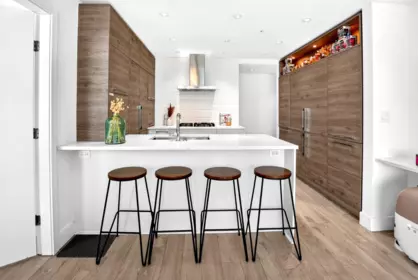 Kitchen Island Photo of 2906 7358 Edmonds Street, Burnaby, BC