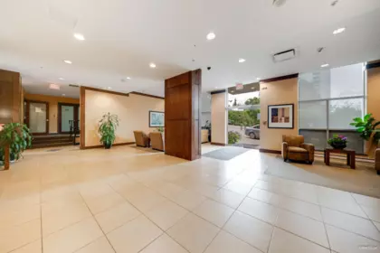 Hallway Photo of 501 295 Guildford Way, Port Moody, BC