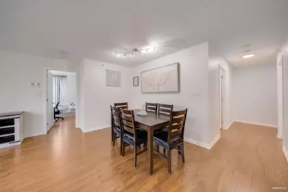 Kitchen Island Photo of 501 295 Guildford Way, Port Moody, BC