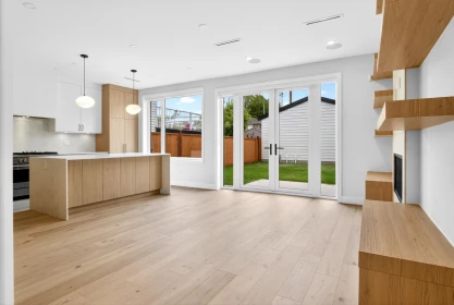 2 2741 E 7th Avenue, Vancouver, BC, Vancouver — Half Duplex for sale