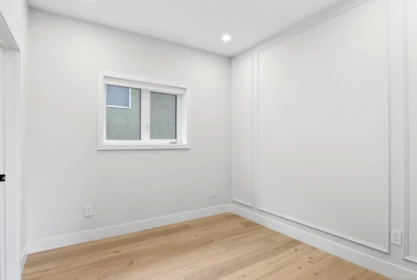 Walk-In Closet Photo of 2 2741 E 7th Avenue, Vancouver, BC