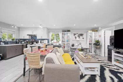 189 E 64th Avenue, Vancouver, BC, Vancouver — Half Duplex for sale