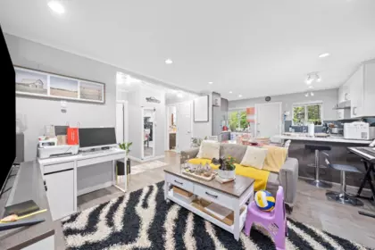 189 E 64th Avenue, Vancouver, BC, Vancouver — Half Duplex for sale