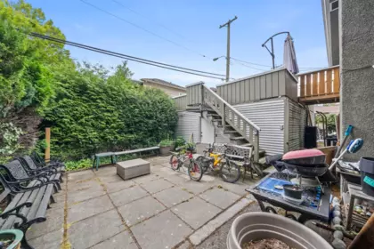Mudroom Photo of 189 E 64th Avenue, Vancouver, BC