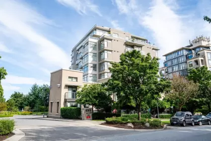 501 9298 University Crescent, Burnaby, BC, Burnaby — Apartment/Condo for sale
