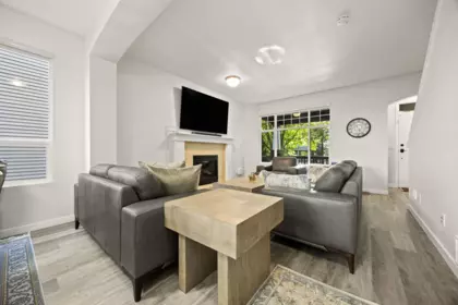 Kitchen Island Photo of 10256 243a Street, Maple Ridge, BC