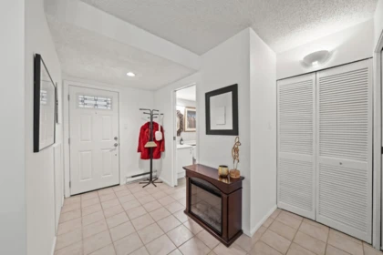 30 9101 Forest Grove Drive, Burnaby, BC, Burnaby — Townhouse for sale