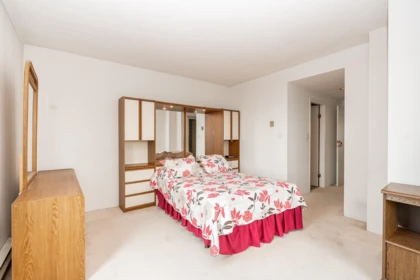Office / Den Photo of 804 1355 W Broadway, Vancouver, BC