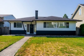 333 E 21 Street, North Vancouver, BC