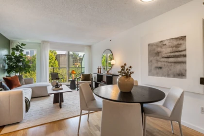 8 1355 W 4th Avenue, Vancouver, BC, Vancouver — Townhouse for sale