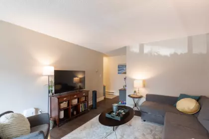 105 3371 Springfield Drive, Richmond, BC, Richmond — Apartment/Condo for sale