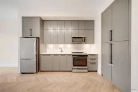114 10168 149 Street, Surrey, BC