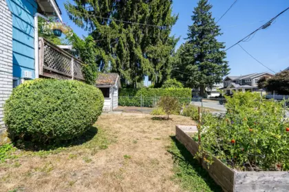 Aerial View of 423 Cumberland Street, New Westminster, BC