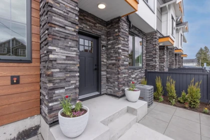 Kitchen Photo of 44 6035 141 Street, Surrey, BC