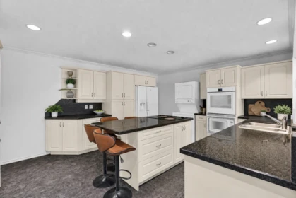 Family Room Photo of 12921 Southridge Drive, Surrey, BC