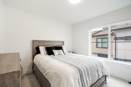 Bedroom 2 Photo of 27 6138 128 Street, Surrey, BC