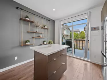Walk-In Closet Photo of 128 19505 68a Avenue, Surrey, BC