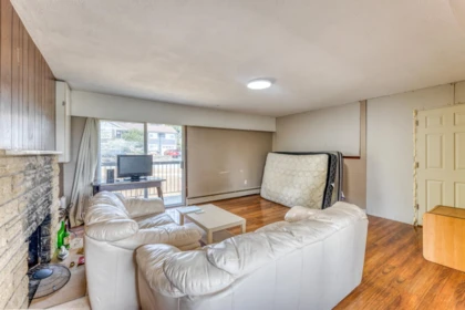 Primary Bedroom Photo of 920 Harris Avenue, Coquitlam, BC
