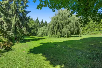 Breakfast Nook Photo of 6050 Leclair Street, Abbotsford, BC