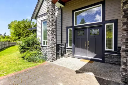 Hot Tub / Spa Photo of 21833 51 Avenue, Langley, BC