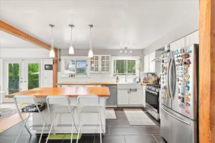Kitchen Island Photo of 1617 Stella Place, Port Coquitlam, BC